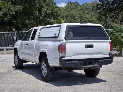 Used 2021 Toyota Tacoma SR RWD image 5