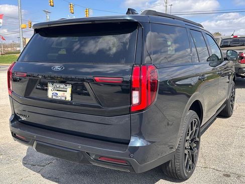 New 2026 Ford Expedition Platinum w/ Stealth Performance Package image 3