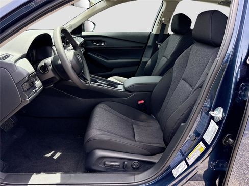 Certified 2025 Honda Accord SE image 23