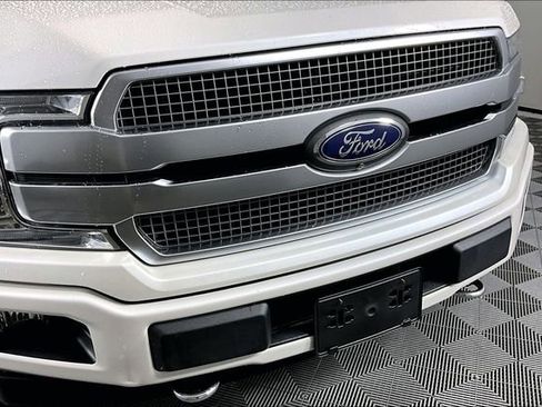 Used 2019 Ford F150 Platinum w/ Equipment Group 701A Luxury AWD/4WD image 31