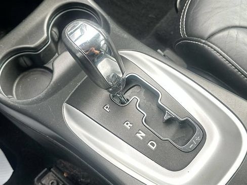 Used 2014 Dodge Journey Limited w/ Sun/Sound & Wheel Group AWD/4WD image 18