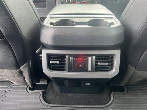 Used 2023 Ford F350 Lariat w/ Lariat Ultimate Package image 37