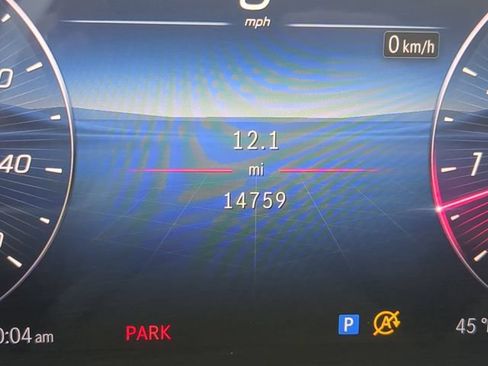 Used 2025 Mercedes-Benz C 300 4MATIC Sedan image 21