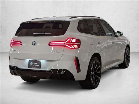 Used 2026 BMW X3 xDrive30 w/ Premium Package image 2