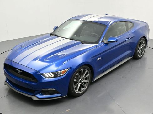 Used 2017 Ford Mustang GT Premium RWD image 36