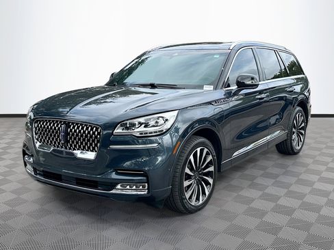 Used 2023 Lincoln Aviator Black Label Grand Touring w/ Class IV Trailer Tow Package image 3