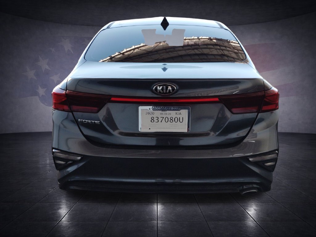 Used 2020 Kia Forte LXS FWD image 4
