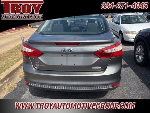 Used 2012 Ford Focus SE image 6