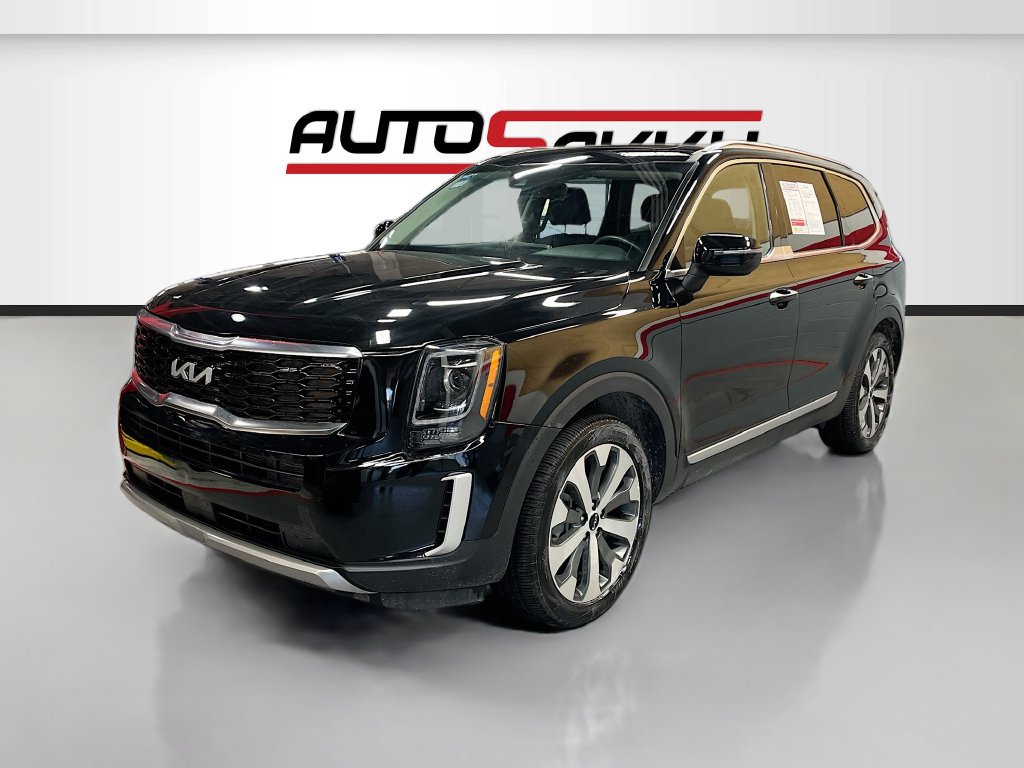 Used 2022 Kia Telluride S AWD/4WD image 3