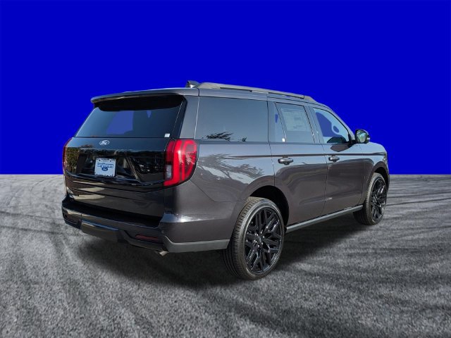 Certified 2027 Ford Expedition Platinum w/ Stealth Performance Package AWD/4WD image 3