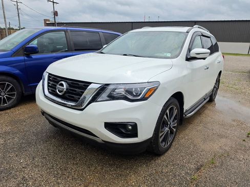Used 2019 Nissan Pathfinder Platinum AWD/4WD image 1