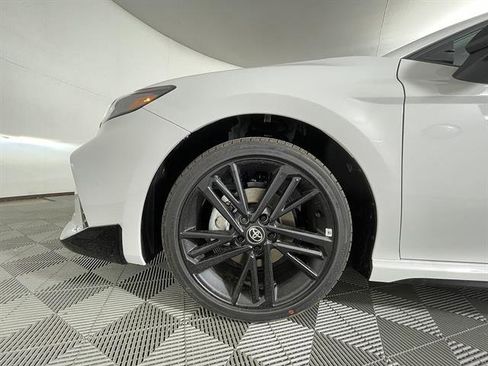 New 2026 Toyota Camry Hybrid AWD/4WD image 23