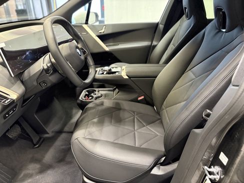 Used 2025 BMW iX xDrive50 w/ Sport Package image 13