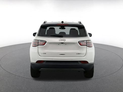 Used 2025 Jeep Compass Limited AWD/4WD image 6
