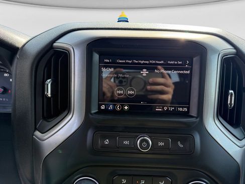 Used 2025 Chevrolet Silverado 1500 Custom Trail Boss w/ LPO, Dark Essentials Package AWD/4WD image 36