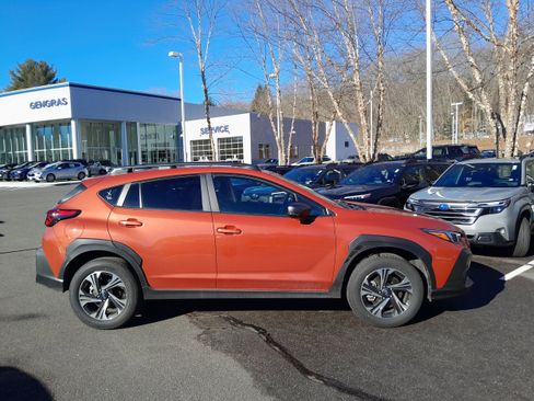 Certified 2025 Subaru Crosstrek 2.0i Premium image 8