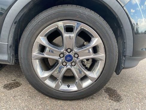 Used 2015 Ford Escape SE w/ Equipment Group 201A AWD/4WD image 35
