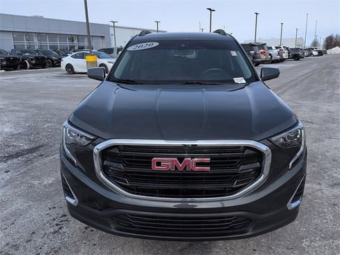 Used 2020 GMC Terrain SLE w/ Driver Convenience Package image 2