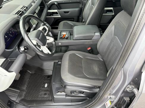 Used 2020 Land Rover Defender 110 SE AWD/4WD image 9