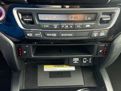 Certified 2023 Honda Ridgeline Black Edition image 33