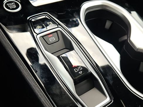 New 2026 Audi A6 Premium Plus AWD/4WD image 21
