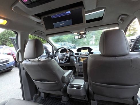 Used 2014 Honda Odyssey Touring Elite image 40