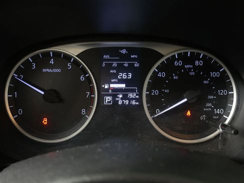 Used 2020 Nissan Kicks S image 30