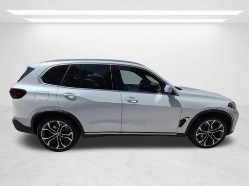 New 2026 BMW X5 xDrive40i w/ Climate Comfort Package AWD/4WD image 3