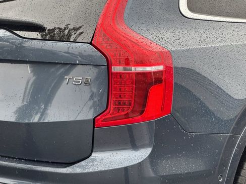 Used 2018 Volvo XC90 T5 Momentum w/ Convenience Package AWD/4WD image 26