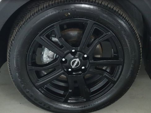 Certified 2024 Nissan Kicks SR image 36