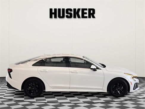 Used 2025 Kia K5 LXS image 2