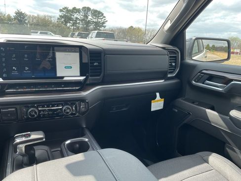 New 2026 Chevrolet Silverado 1500 RST w/ Redline Edition AWD/4WD image 31