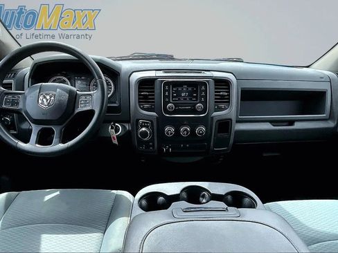 Used 2017 RAM 1500 Express w/ Express Value Package AWD/4WD image 14