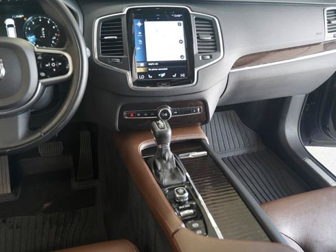 Used 2019 Volvo XC90 T6 Momentum w/ Protection Package Premier AWD/4WD image 20