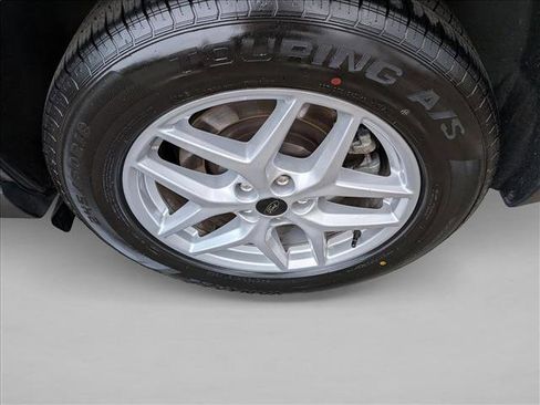 Used 2023 Ford Edge SEL image 21