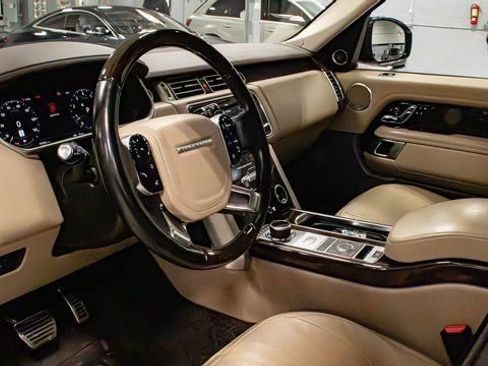 Used 2021 Land Rover Range Rover Westminster Edition image 6