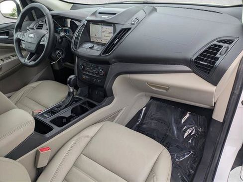 Used 2017 Ford Escape SE w/ SE Leather Comfort Package FWD image 21