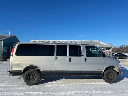 Used 1997 Chevrolet Express 3500 Extended Passenger w/ Preferred Equipment Group image 5