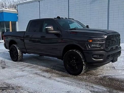 Used 2025 RAM 3500 Big Horn image 2