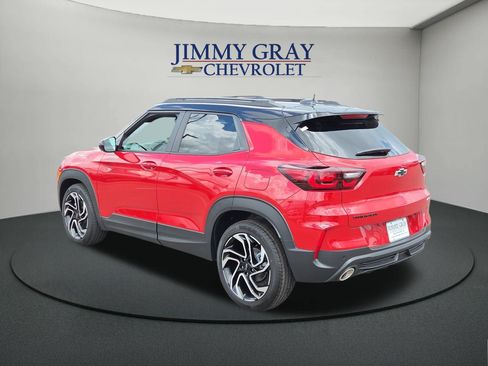 New 2026 Chevrolet TrailBlazer RS w/ Convenience Package FWD image 3