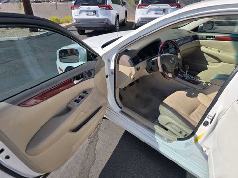 Used 2003 Lexus ES 330 FWD image 22