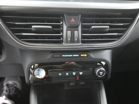 New 2025 Ford Escape SE image 4