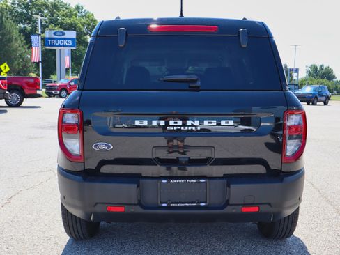 Used 2023 Ford Bronco Sport Outer Banks image 4