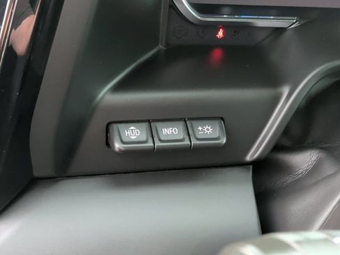 Used 2024 GMC Sierra 1500 AT4 w/ Technology Package AWD/4WD image 16