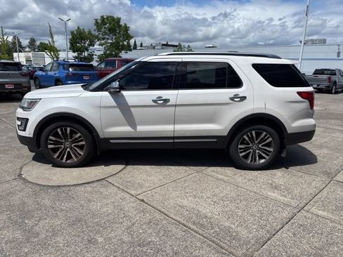 Used 2016 Ford Explorer Platinum AWD/4WD image 5