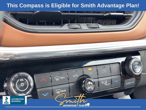 Used 2024 Jeep Compass Limited image 16