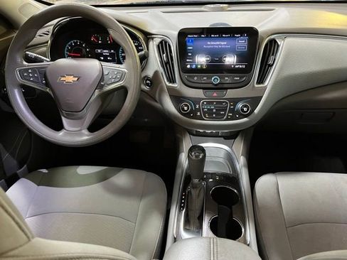Used 2019 Chevrolet Malibu LT w/ Driver Confidence Package II FWD image 23