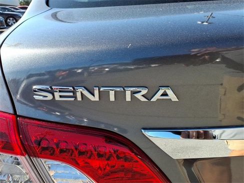 Used 2015 Nissan Sentra SV image 7