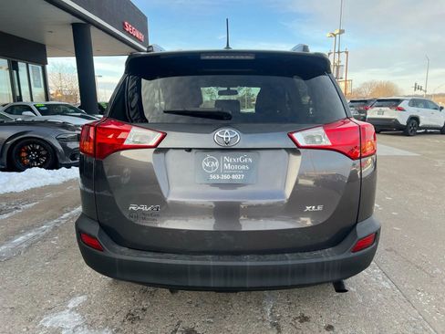Used 2014 Toyota RAV4 XLE w/ Preferred Accessory Package image 7