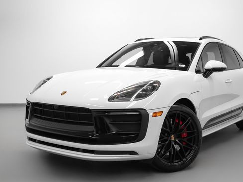 Used 2022 Porsche Macan GTS image 7